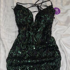 Windsor Black and Green Backless Bodycon Dress